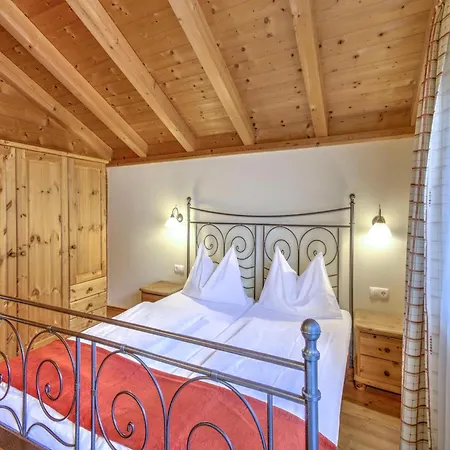 בית נופש Wildschoenau- Cozy Alpine Chalet, Cleaning Included נידראו