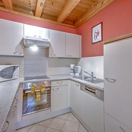 בית נופש Wildschoenau- Cozy Alpine Chalet, Cleaning Included